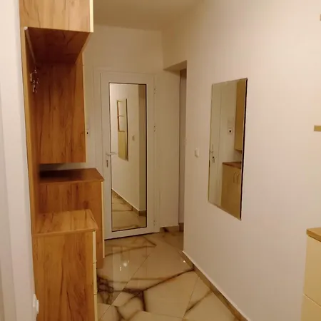 Red Square Boutique *